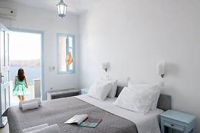 Blu Rooms Santorini