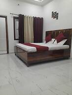 Trishul Inn