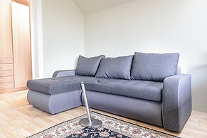 Spacious Garden Villa | 16 Guests