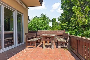 Spacious Garden Villa | 16 Guests
