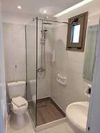 Aphrodite Studios & Apartments