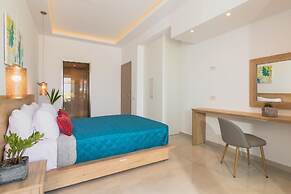 Aphrodite Studios & Apartments