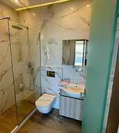 Aphrodite Studios & Apartments