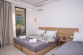 Aphrodite Studios & Apartments