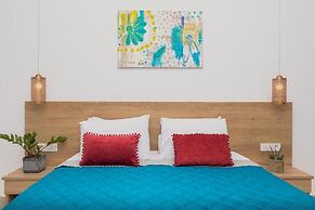 Aphrodite Studios & Apartments