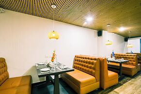 Sparrow Elements Boutique Near MG Marg