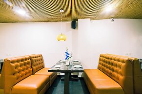 Sparrow Elements Boutique Near MG Marg