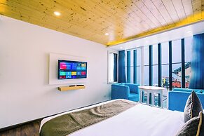 Sparrow Elements Boutique Near MG Marg