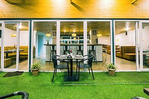 Sparrow Elements Boutique Near MG Marg