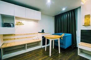 Sparrow Elements Boutique Near MG Marg