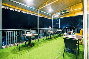 Sparrow Elements Boutique Near MG Marg