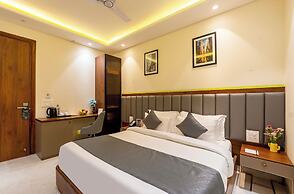 S by Z Hotels, Baani Square.