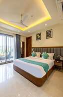 S by Z Hotels, Baani Square.
