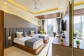 S by Z Hotels, Baani Square.