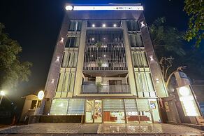 S by Z Hotels, Baani Square.