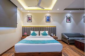 S by Z Hotels, Baani Square.