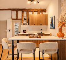 1528 Nazareth
