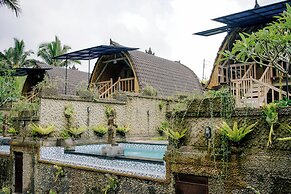 Alvia Joglo House with Private Pool