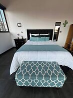 5 min From Airport SJO Oasis Loft