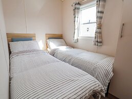 The Beachside Hideout - St Michaels Caravan Park
