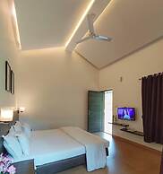ICE APPLE RESORT