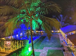 ICE APPLE RESORT
