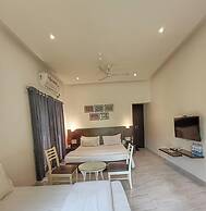 ICE APPLE RESORT