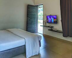 ICE APPLE RESORT