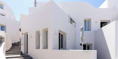 Hotiday Santorini Oia