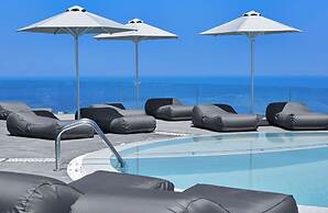 Hotiday Santorini Oia