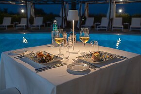 Hotel with swimming pool in Bari Sardo