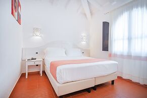 Hotel with swimming pool in Bari Sardo