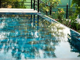 Filippos Traditional Villa - Pool Garden Gem