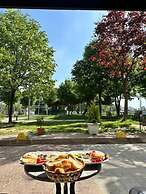 avrasya queen hotel