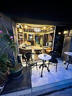avrasya queen hotel