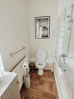 Bright 2-bed Flat in Huntingdon Town Centre