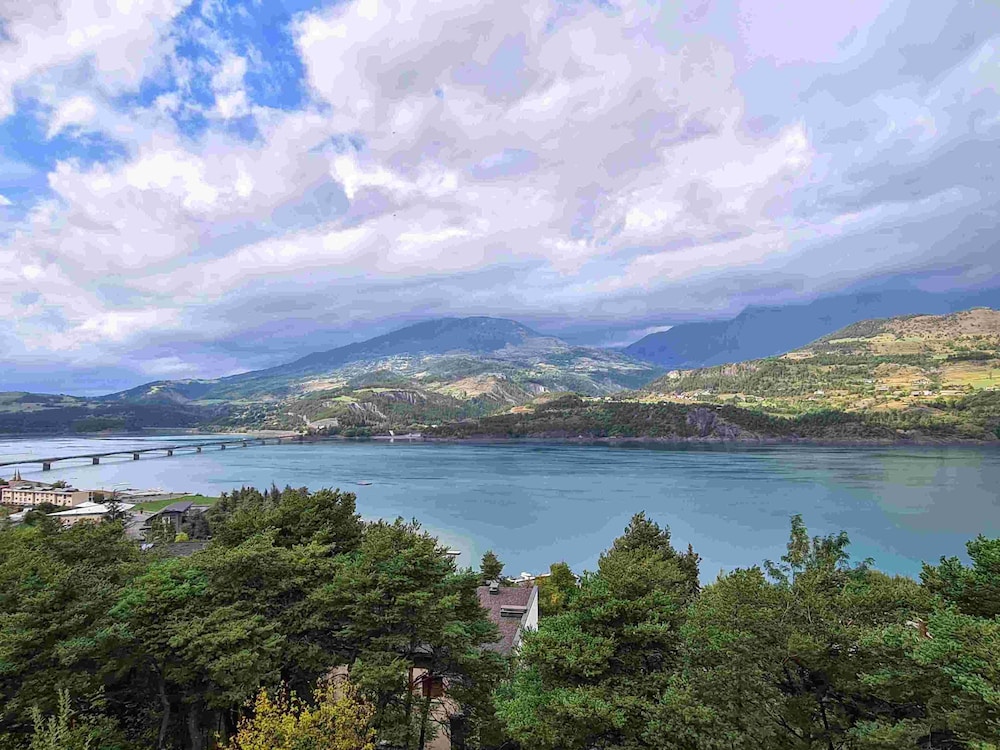 Logis Hôtel Eden Lac