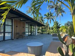 Surfing Temple Boutique Hotel