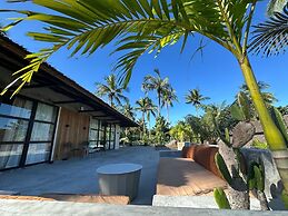 Surfing Temple Boutique Hotel