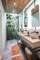 Surfing Temple Boutique Hotel