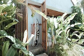 Surfing Temple Boutique Hotel
