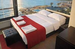 C SHELL HOTEL