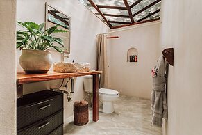 Casa Arkaana Eco Retreat