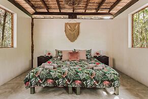 Casa Arkaana Eco Retreat