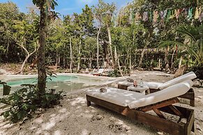 Casa Arkaana Eco Retreat