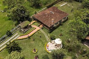El Oasis Organic Farm