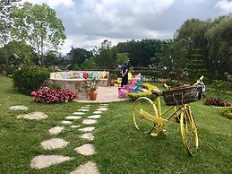 El Oasis Organic Farm