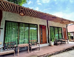 Phakphing Erawan Homestay