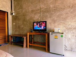 Phakphing Erawan Homestay