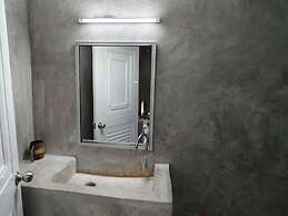 Phakphing Erawan Homestay